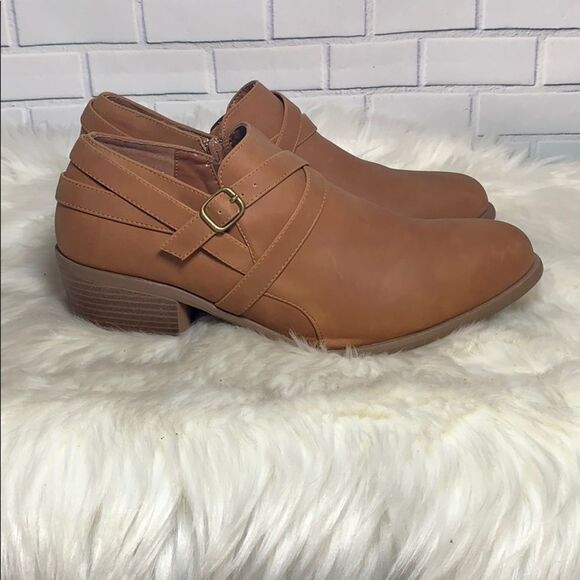 Bella Vita Tan Vegan Leather Booties Sz 11W - Picture 4 of 6